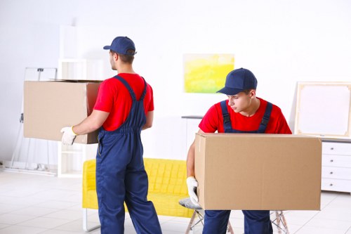 Moving van service pricing in Wimbledon for local house and flat moves