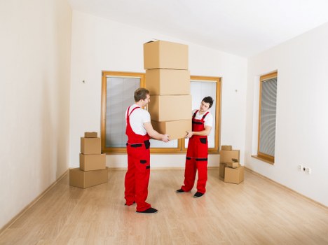 Local movers handling access and parking near Wimbledon properties